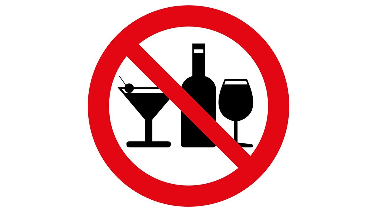 Dukana diētas ietvaros ir aizliegts dzert alkoholiskos dzērienus